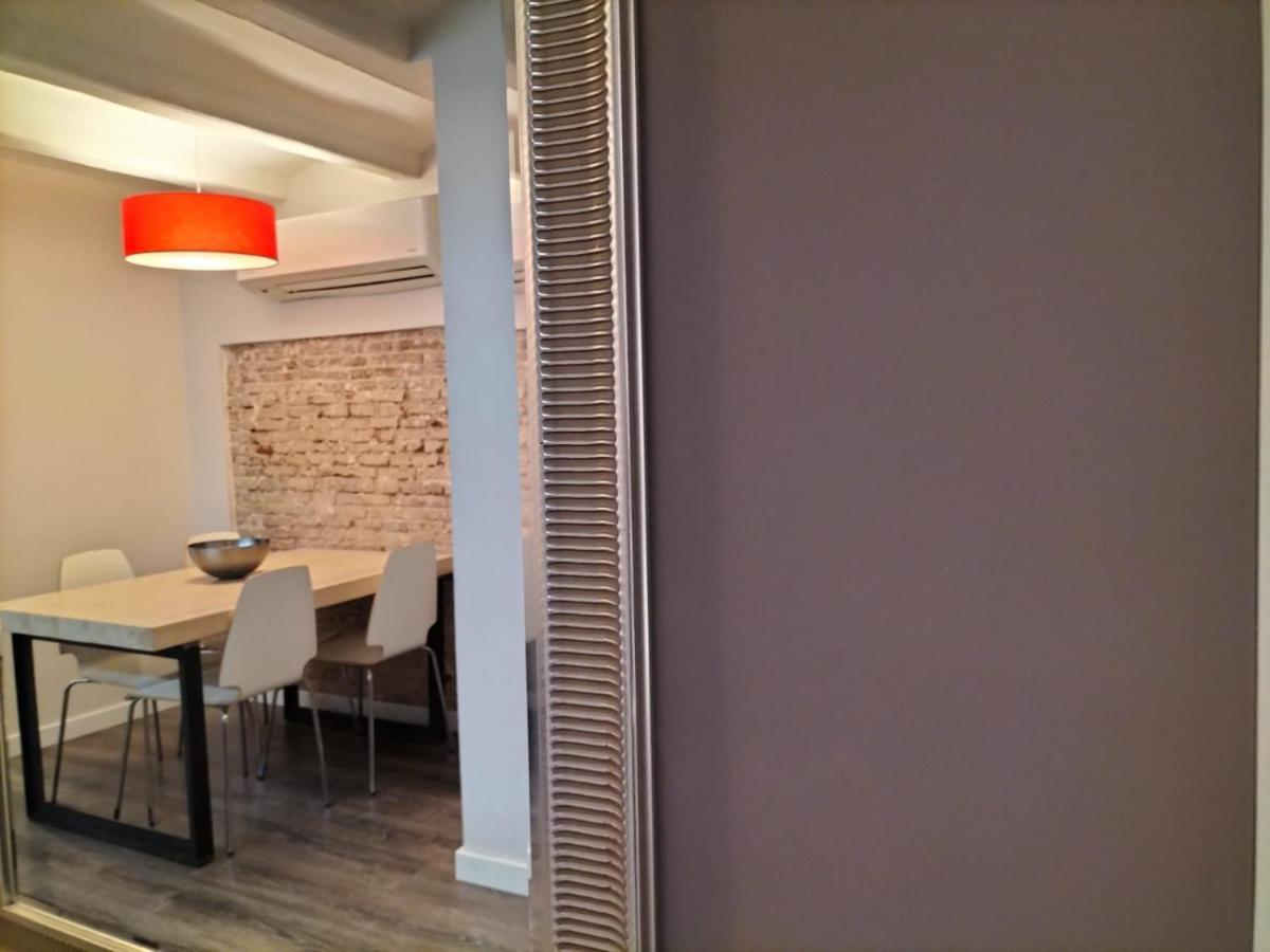 Montserrat Apartments By Gaiarooms Barcelona Exterior photo